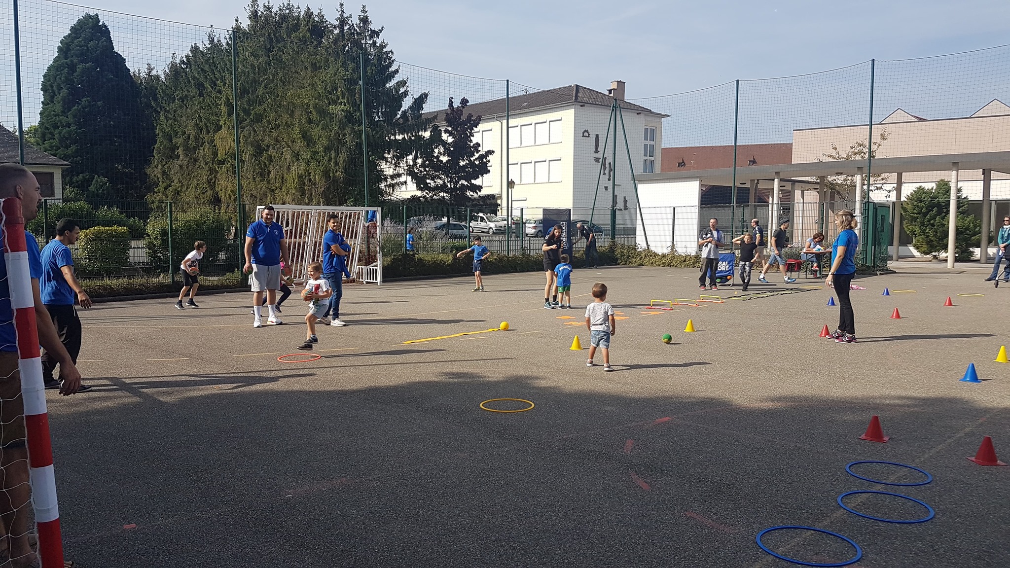 Rentrée des petits handballeurs en herbe Rentrée des petits handballeurs en herbe